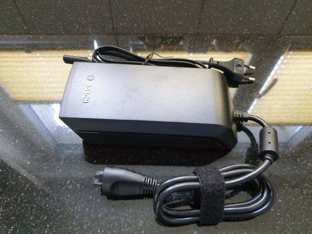 bosch-ebike-fast-charger-4a-mit-garantie-kaufen-auf-ricardo