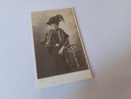 SCHWIIZER FRAU DAZUMAL - GANZ e NOBLI - INTERLAKEN