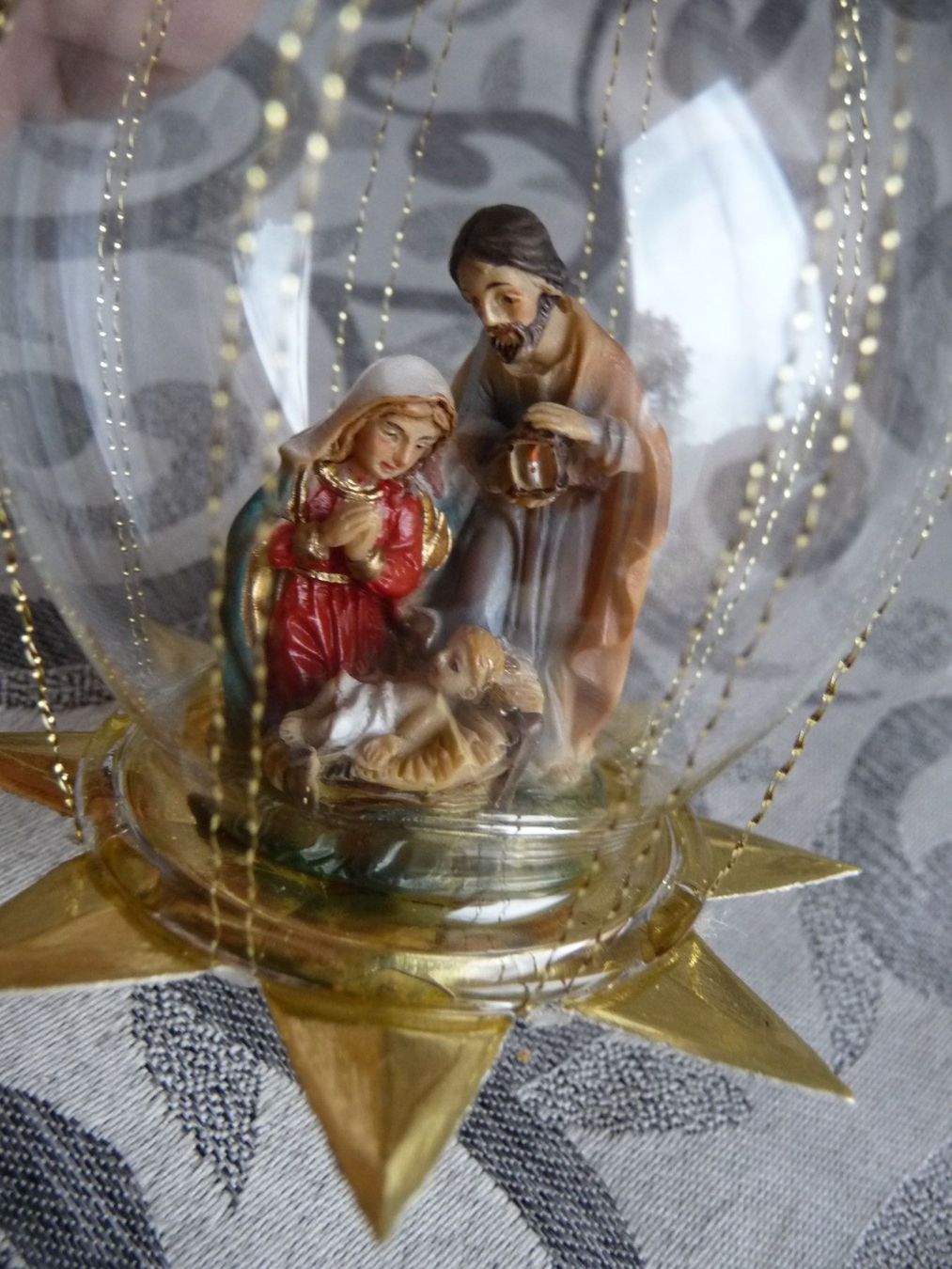 Alle Dekorationen: Krippe in Weihnachtskugel Weihnacht – Neu und originalverpackt aus Alpnach Dorf von marvo