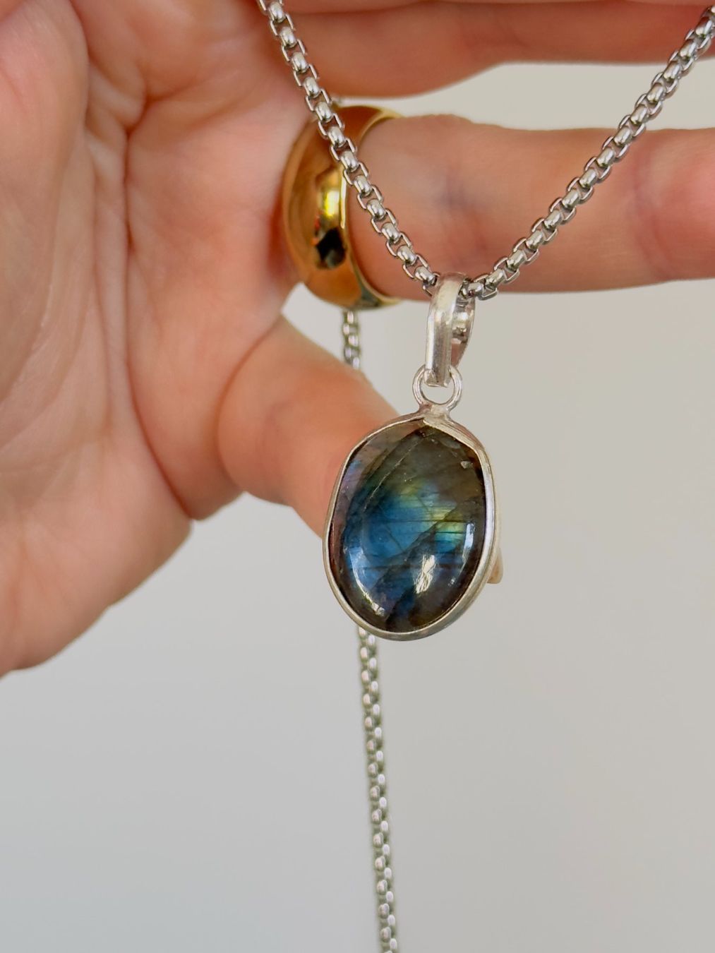Catenine: Fashionable labradorite necklace – Nuovo e nell'imballaggio originale da Genève venduto da AGBERG 9