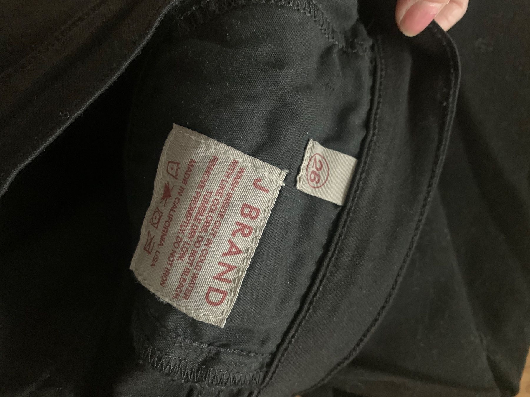 Jeans: J Brand schwarze jeans – Usato da Zürich venduto da Nikuska32 3