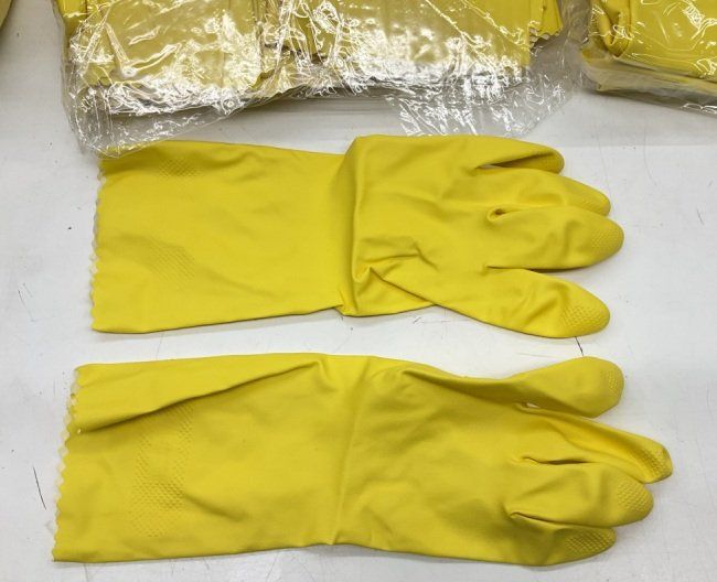 Guanti & manicotti: 36 Paar Gummi-Haushaltshandschuhe Gr.M – Nuovo e nell'imballaggio originale da Uerkheim venduto da Kaufoption 1