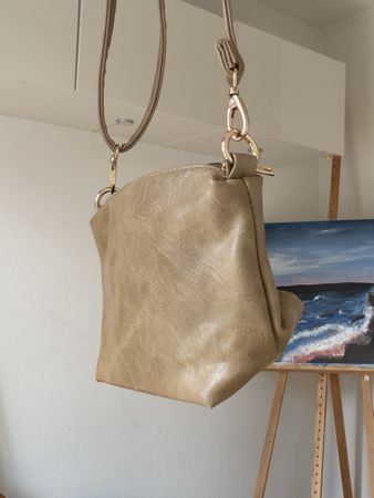 Tasche beige Lederimitat mit Schulterriemen neu