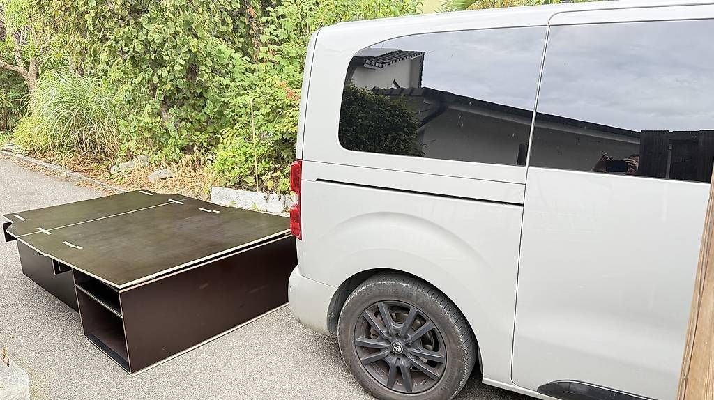 Veicoli da campeggio: Camper Liegefläche mit Kleiderkiste – Usato da Muttenz venduto da stse01