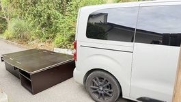 Camper Liegefläche mit Kleiderkiste