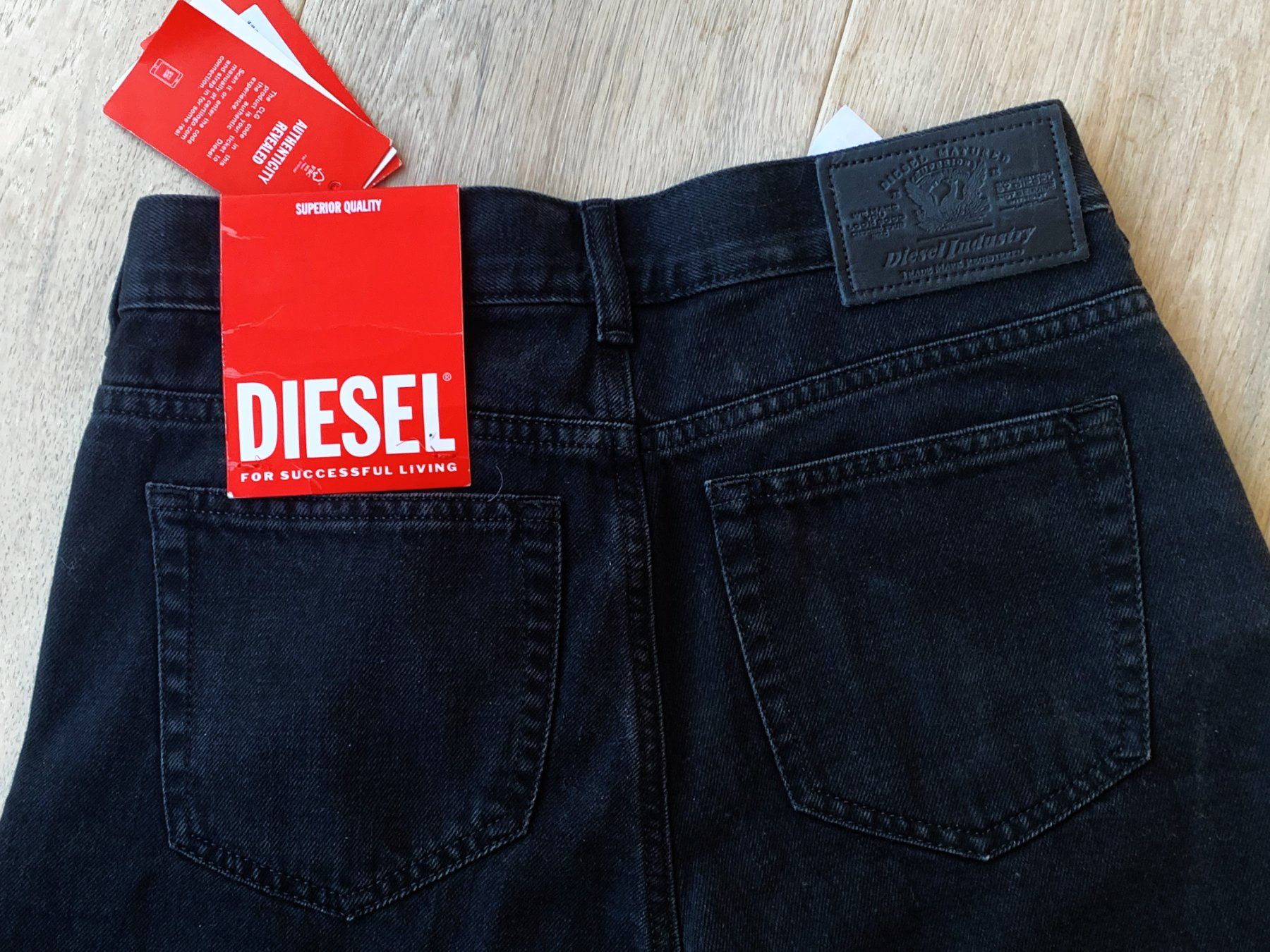Diesel Jeans: neu Jeans von Diesel gr. 25 – Nuovo e nell'imballaggio originale da Nuglar venduto da Korsika2 3