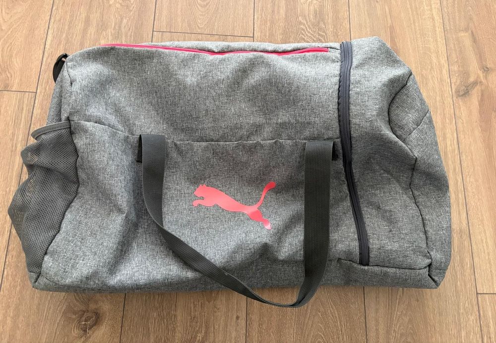 Puma Borse: Sac de sport PUMA – Usato da Neyruz FR venduto da pao_d6wq