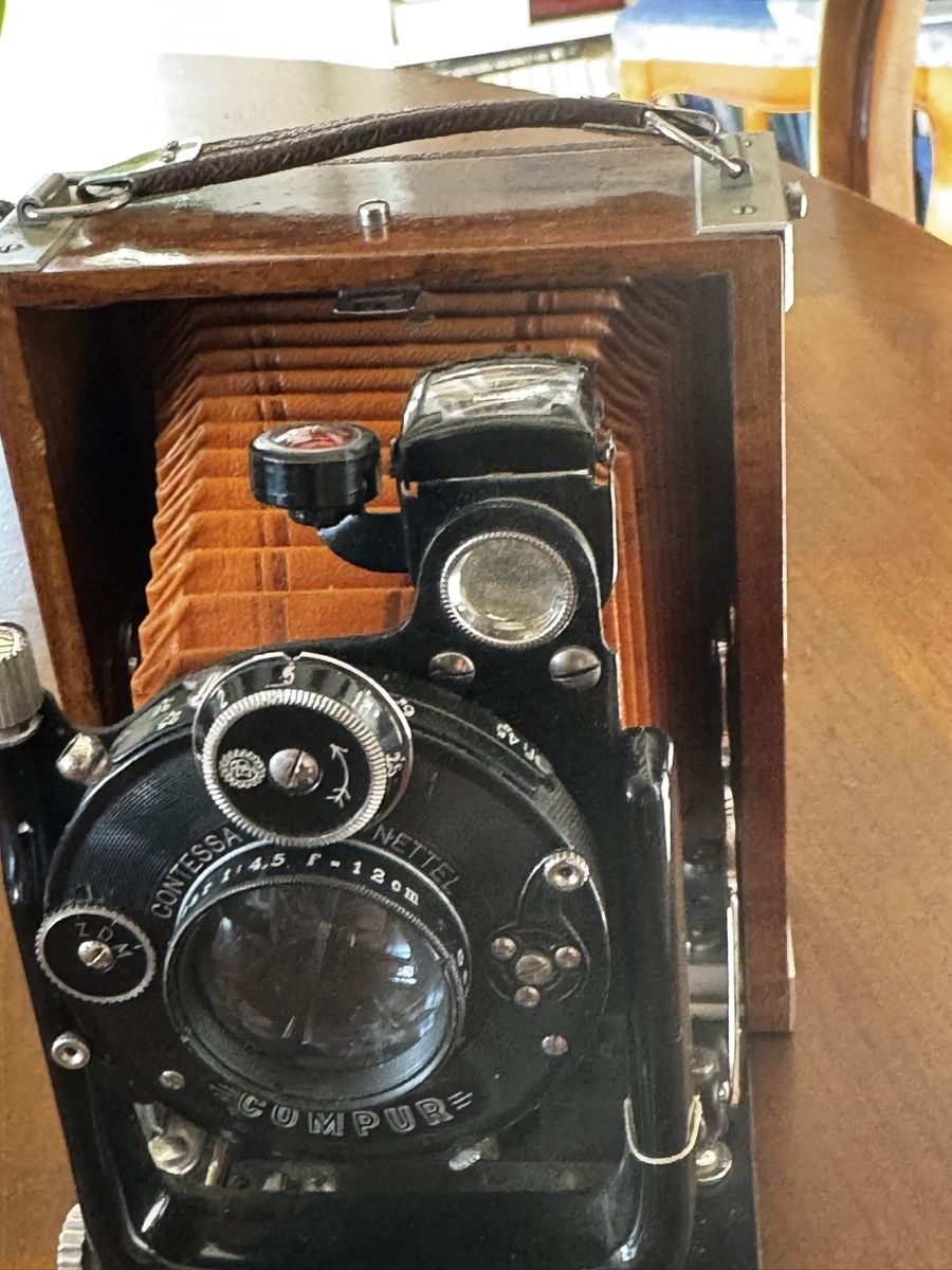 Zeiss Kamera: Zeiss contessa nettel – Gebraucht aus Bussigny von ber_8wf2