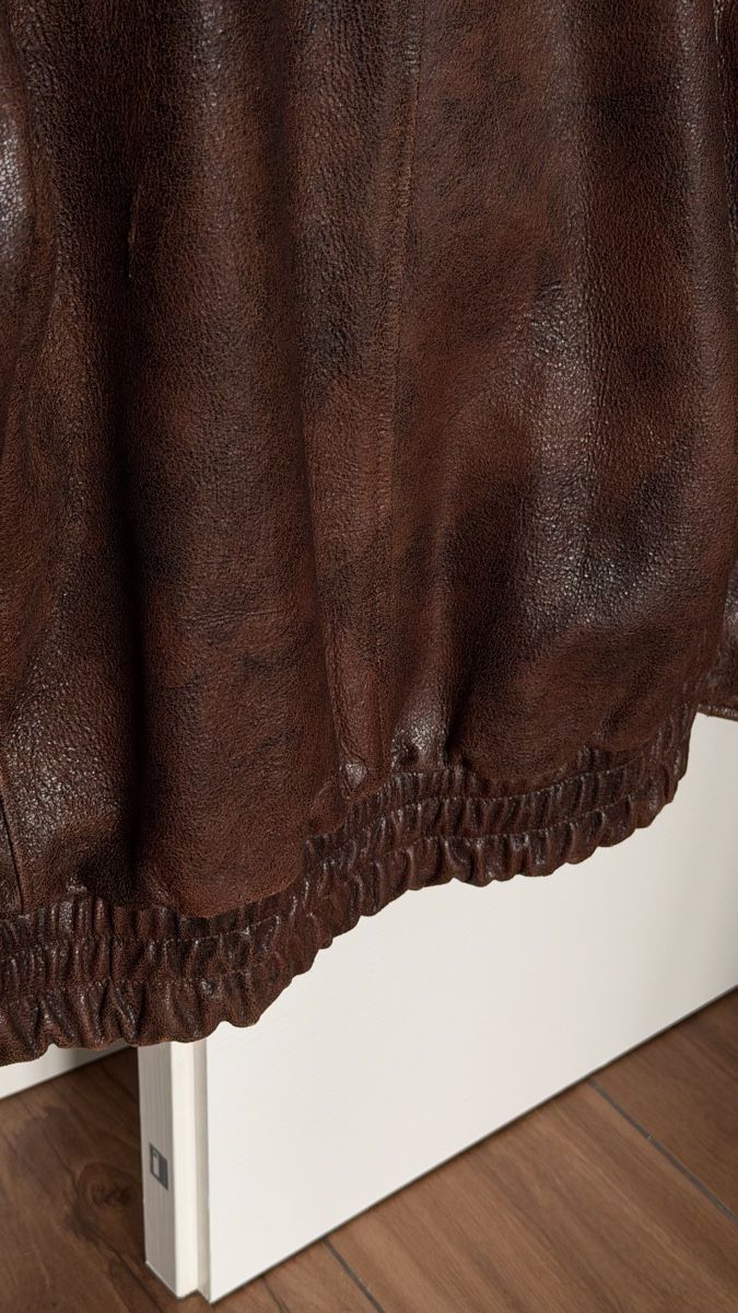 Vestes: Leather exclusive jacket  – Neuf (Voir description) à Paradiso par viorea 9