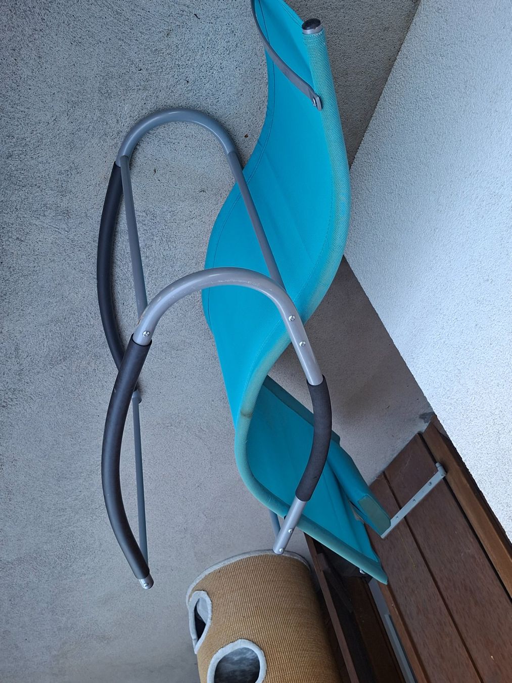 Chaises longues: Schaukelliegestuhl – D'occasion à Wilderswil par bha_sk59 1