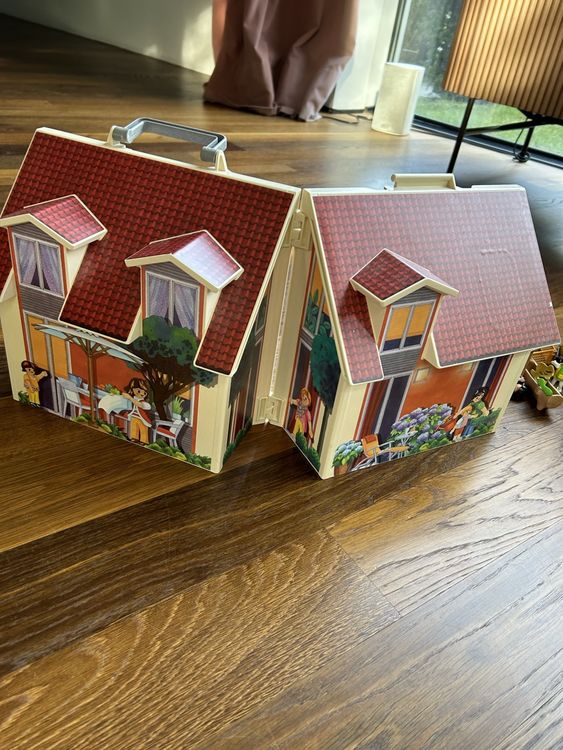  Foto zu Playmobil Mitnehm Haus, Puppenhaus (Gebraucht) in für CHF 25 – mit 