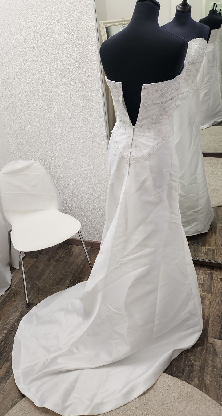 Vestiti: Weiss Brautkleid – Nuovo (secondo la descrizione) da Uster venduto da VMT. 3