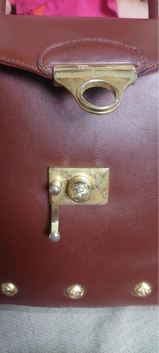 Salvatore Ferragamo Borse da donna: Salvatore Ferragamo Leather Bag – Usato da St.Josefen venduto da lop_lh8d 7