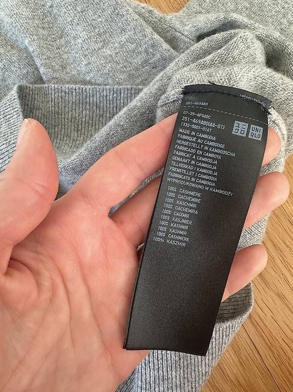 Uniqlo Pullover & Sweatshirts: Kaschmir Rollkragenpullover in grau, UNIQLO, Größe S – Gebraucht aus Zug von dhe_8lxn 3
