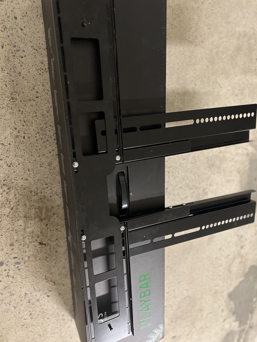 Sonos Supporti a parete: PLAYBAR Halterung für Sonos – Usato da Nürensdorf venduto da romano_a