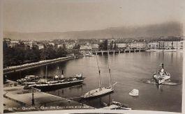GENÈVE - Quai des Eaux-vives et la rade.