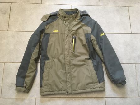 Herren/Knaben Winterjacke Gr. M