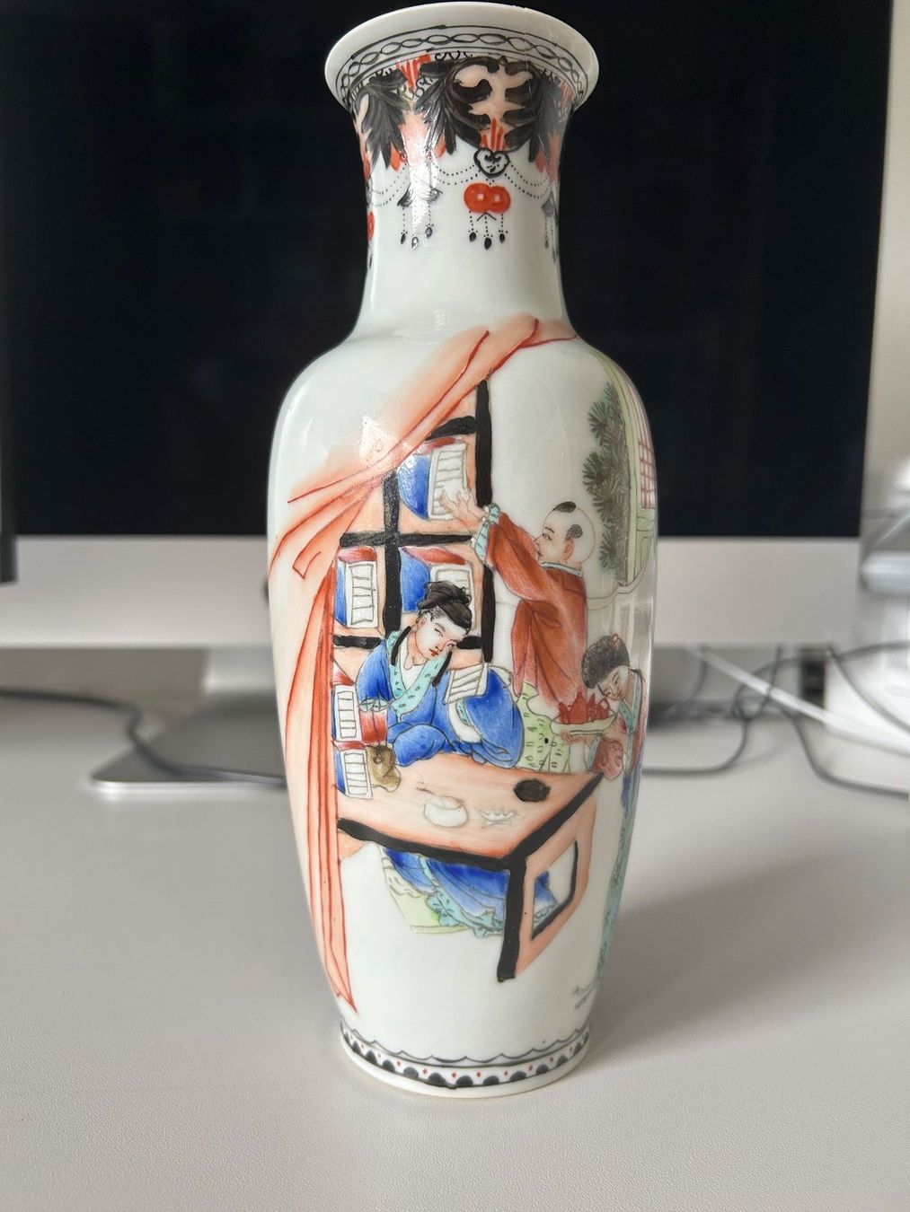 Vasen & Gefässe: Vase chinois / Chinesische Vase – Defekt aus Sonceboz-Sombeval von Supercool1220
