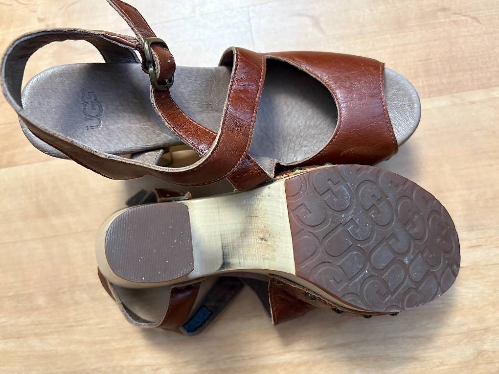 Ugg Damenschuhe: Wie neu: Soft-Clocks UGG Gr. 36/37 – Neu (gemäss Beschreibung) aus Willisau von ani_gtk8 2