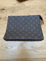 Louis Vuitton Clutch Monogram Canvas braun neuwertig
