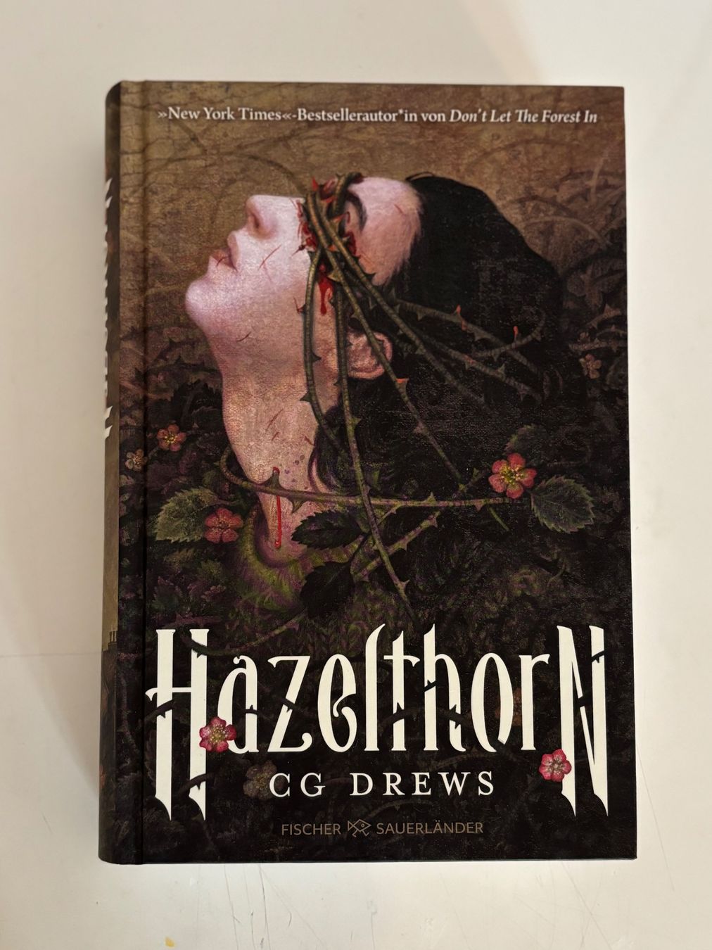 Libri: Hazelthorn von CG Drews – Usato da Stäfa venduto da lenareads