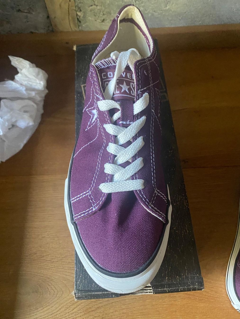 Converse Herrenschuhe: Converse One Star wine / Baskets Converse. Prune taille 37.5 – Neu und originalverpackt aus Gümligen von Xochitl 1