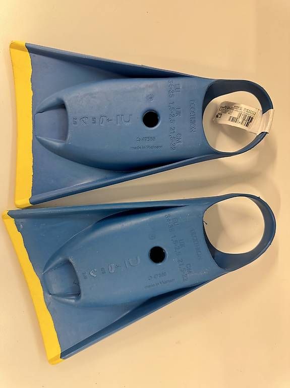 Flossen, Masken & Schnorchel: Flossen, Taucherflossen, EU 34-35, NEUWARE – Neu und originalverpackt aus Zürich von Deluxe123 1