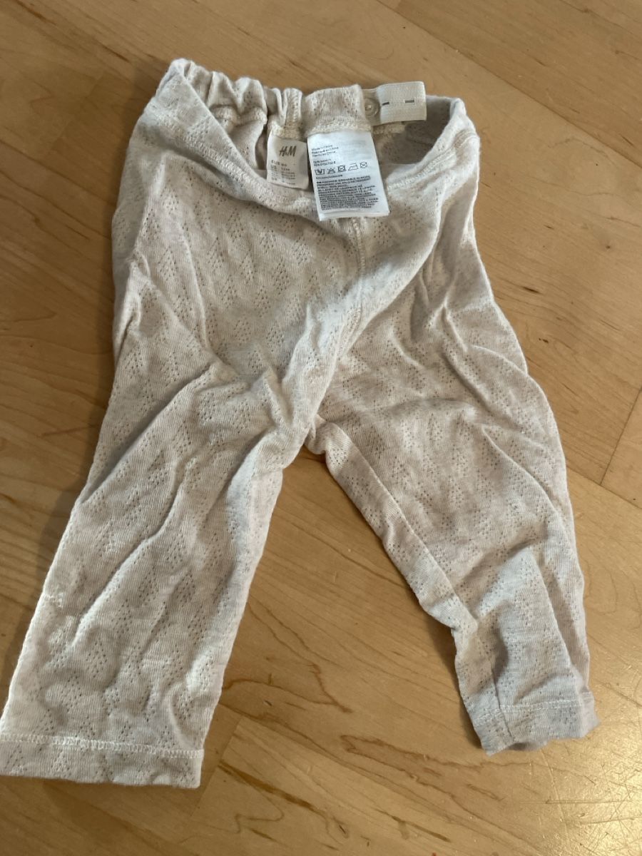 H&M Pantaloni: Dünne Hose aus Wolle 80 – Usato da Baar venduto da angelitam