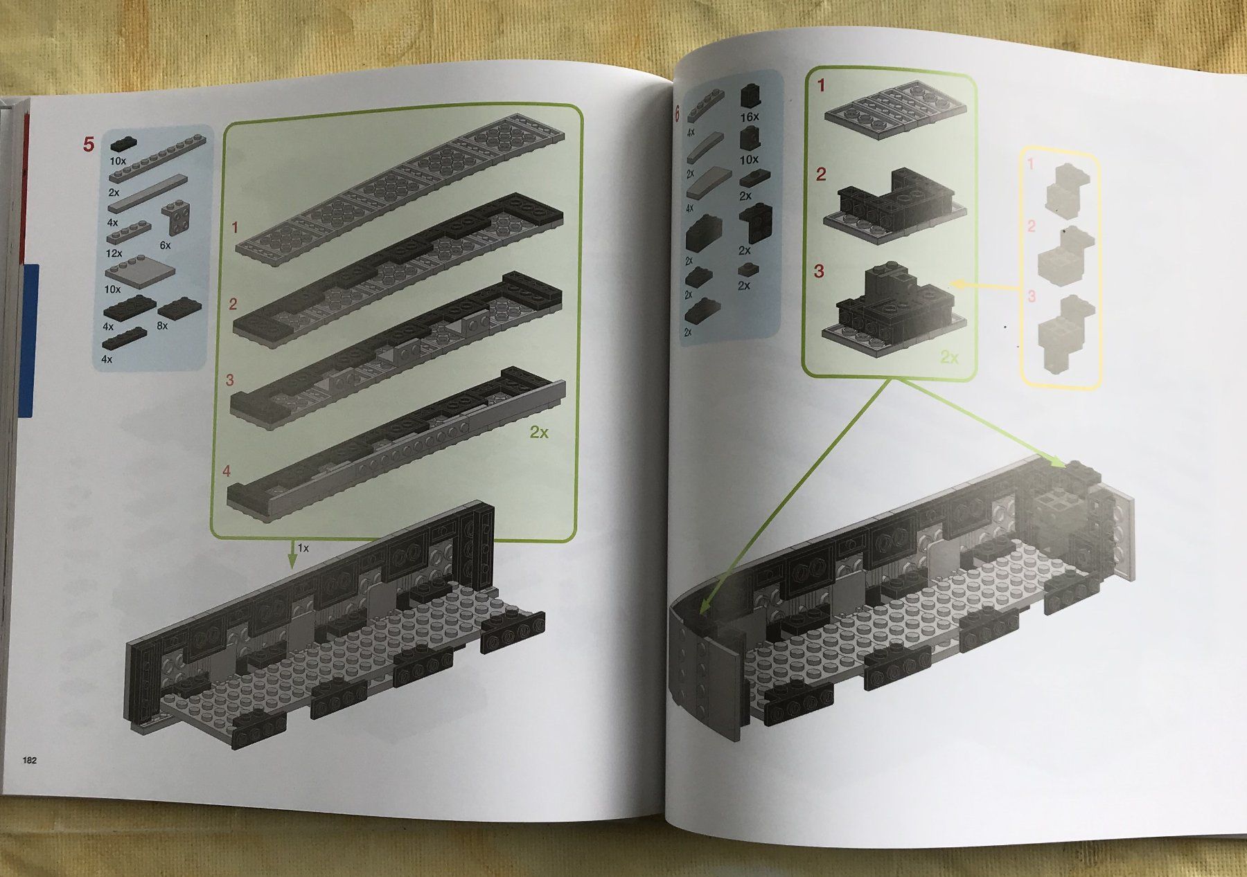 Libri: THE LEGO TRAINS BOOK – Usato da Ostermundigen venduto da wini63 6