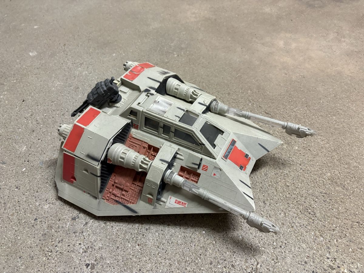 Star Wars Spielzeuge: Star Wars SnowSpeeder 1/18 – Gebraucht aus Villarimboud von hampton2012