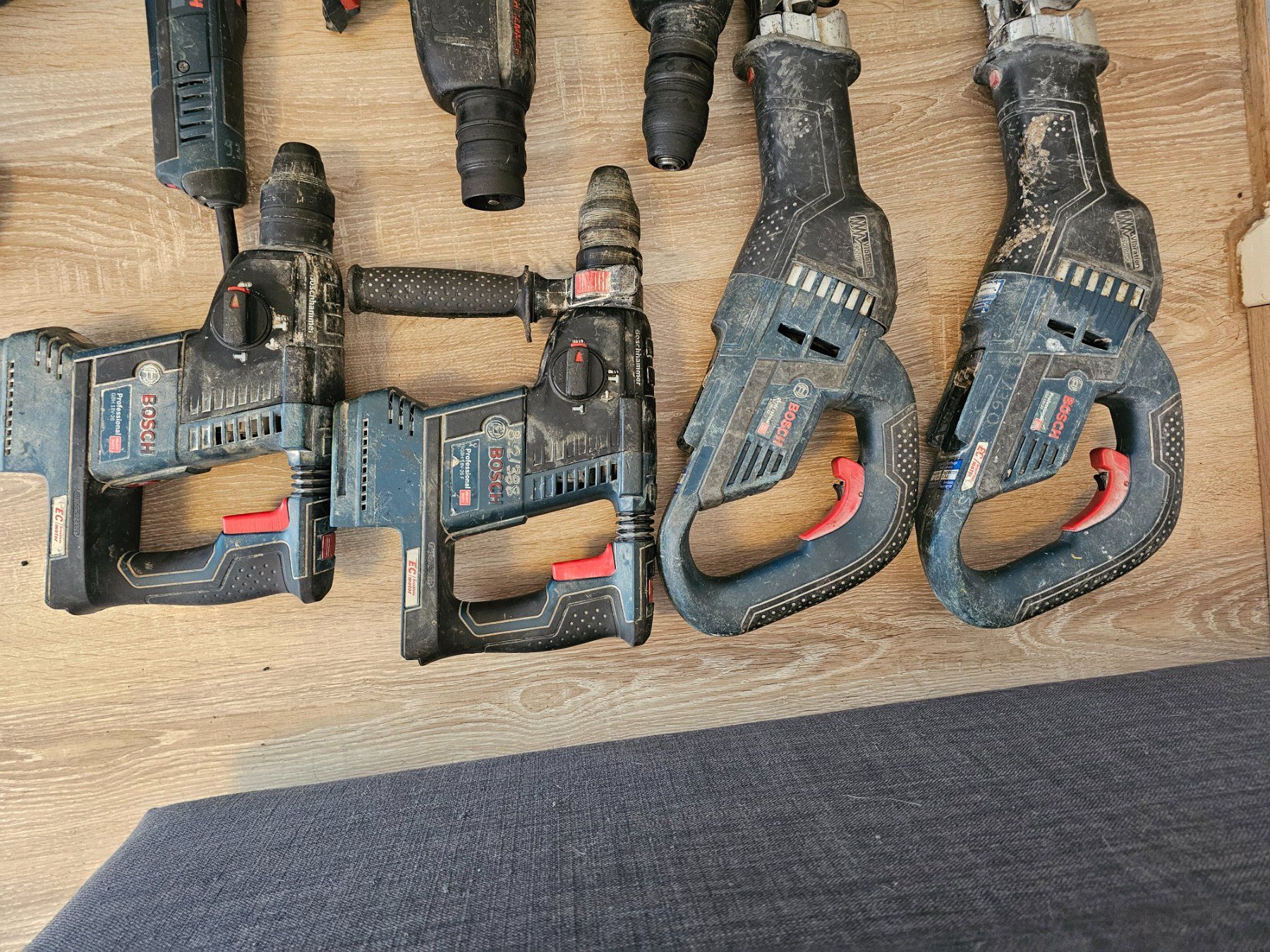 Bosch Tutti gli attrezzi: Bosch, Metabo, Makita, fein – Difettoso da Zürich venduto da shahabmusic 1