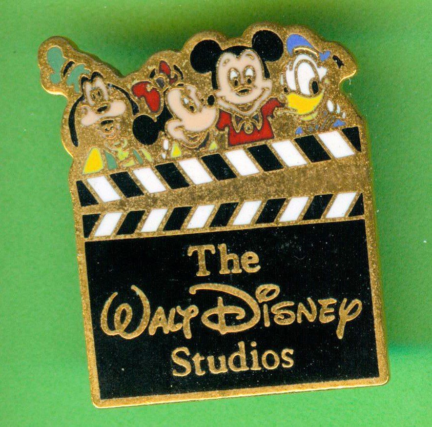 Disney Placchette & Badge: DISNEY  The Walt Disney Studio – Usato da Winterthur venduto da Sammleroase