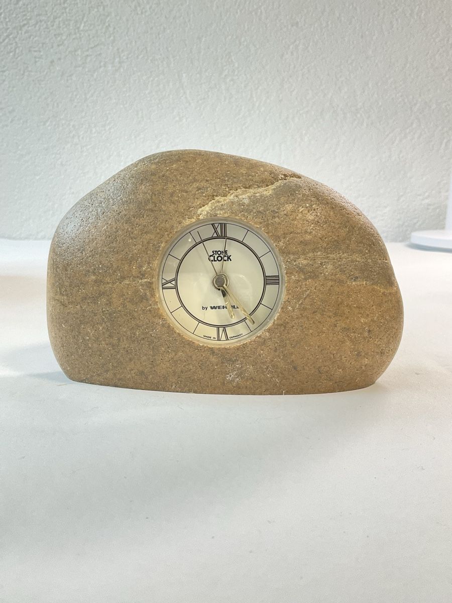 Stand- & Wanduhren: Stone clock by Wehrle, enrobé dans une pierre  – Gebraucht aus Malleray von Robot12 1