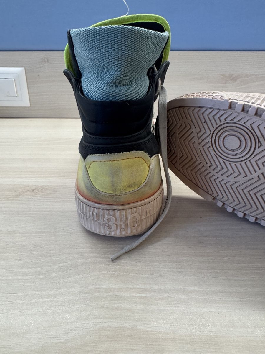 Off-White Chaussures hommes: Off-White High Top Sneakers Size 42 Used – D'occasion à Clarens par Ian_calvin 5