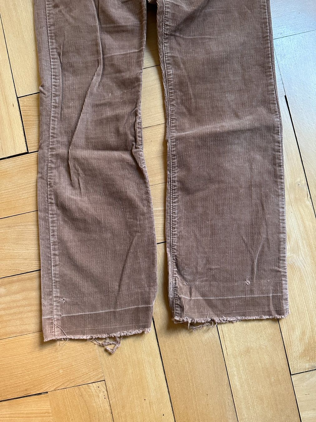Levi's Hosen: LEVIS - Cordhose braun W27 L32 – Gebraucht aus Zürich von Diazaio 2