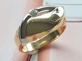 750 Goldring mit 1Brillant