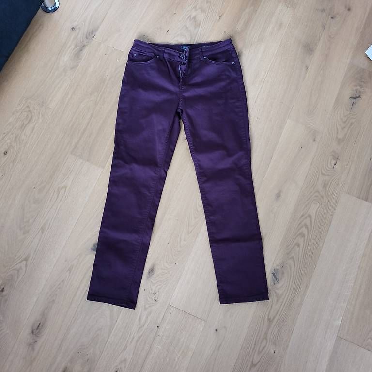 Pantaloni: Hose violett – Usato da Winterthur venduto da Leo1234