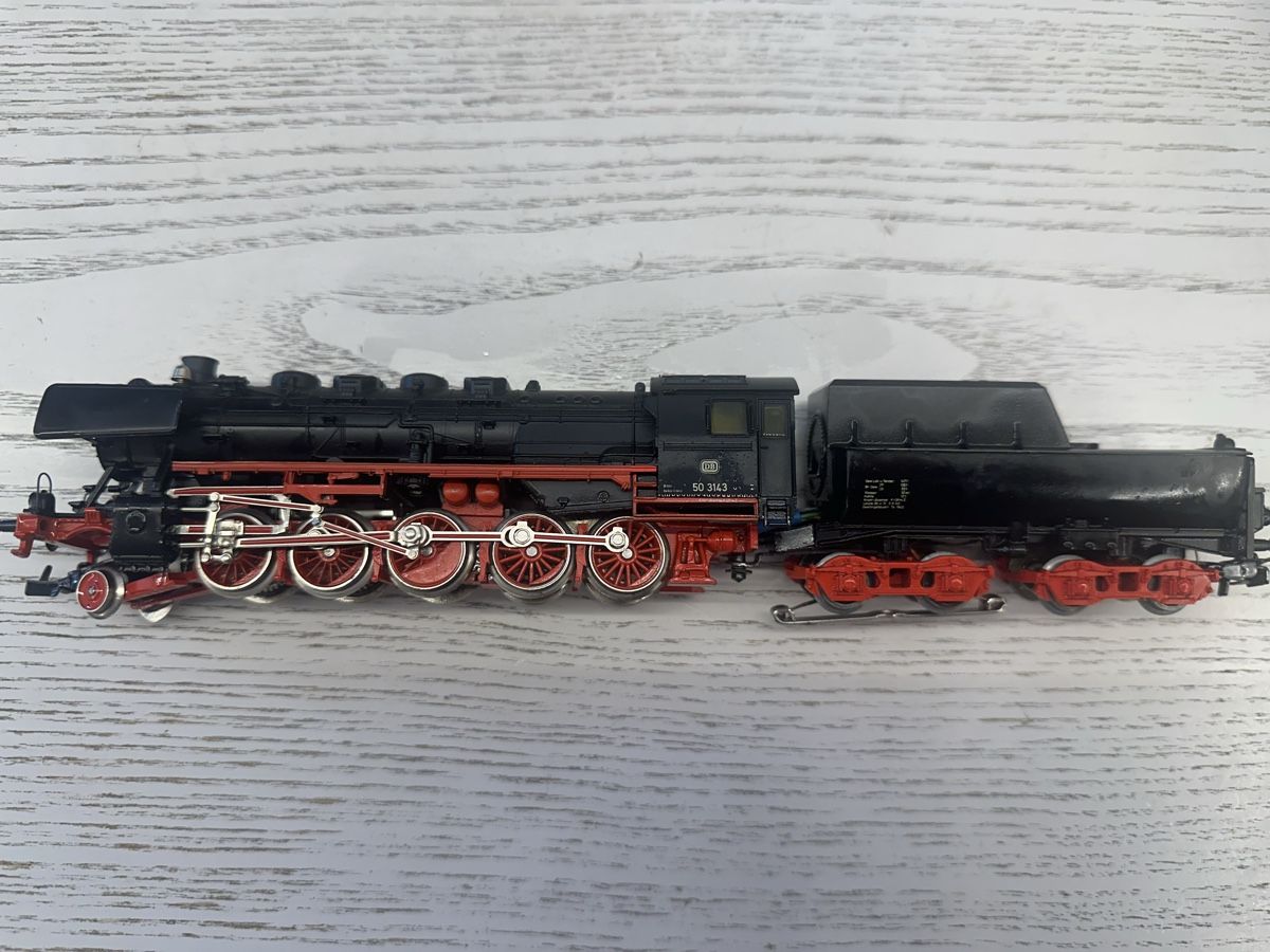 Märklin Modelleisenbahnen: Märklin 3615 DB BR 50 digital – Gebraucht aus Lupsingen von New-Haven 2