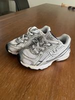 New Balance Turnschuhe Kinder Gr 25 sehr guter Zustand