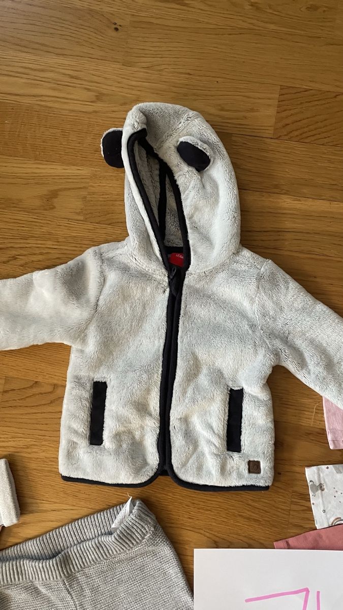 Lotti & Set di vestiti: Winter Kleiderpaket Grösse 74 – Usato da Arlesheim venduto da mic_8w5q 2