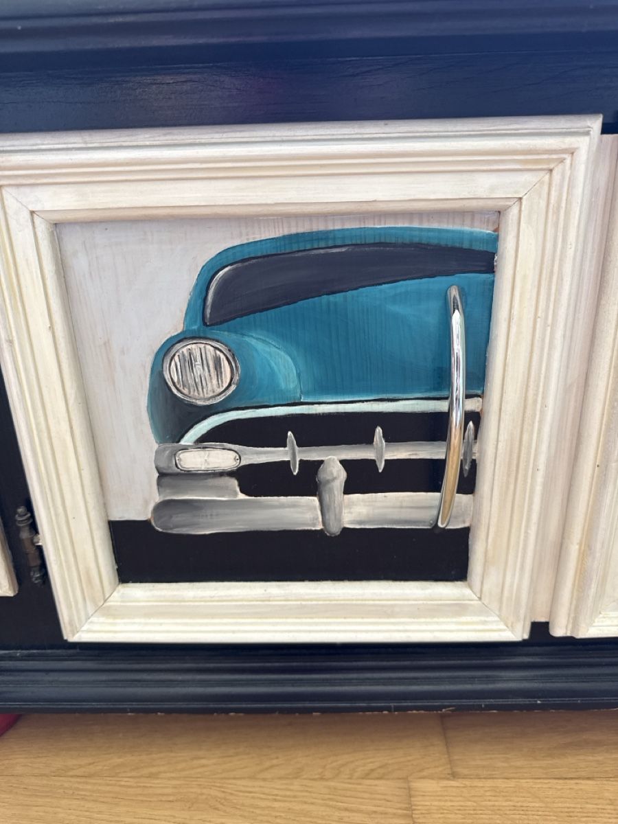 Commodes: Klein Kommode 50er Jahre Cadillac chic – D'occasion à Rebstein par aitia 1