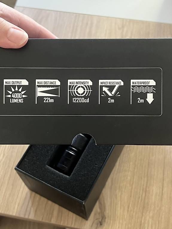 Lampes: Taschenlampe Nitecore P20iX – Neuf avec emballage d'origine à Riehen par ann_26fw 3