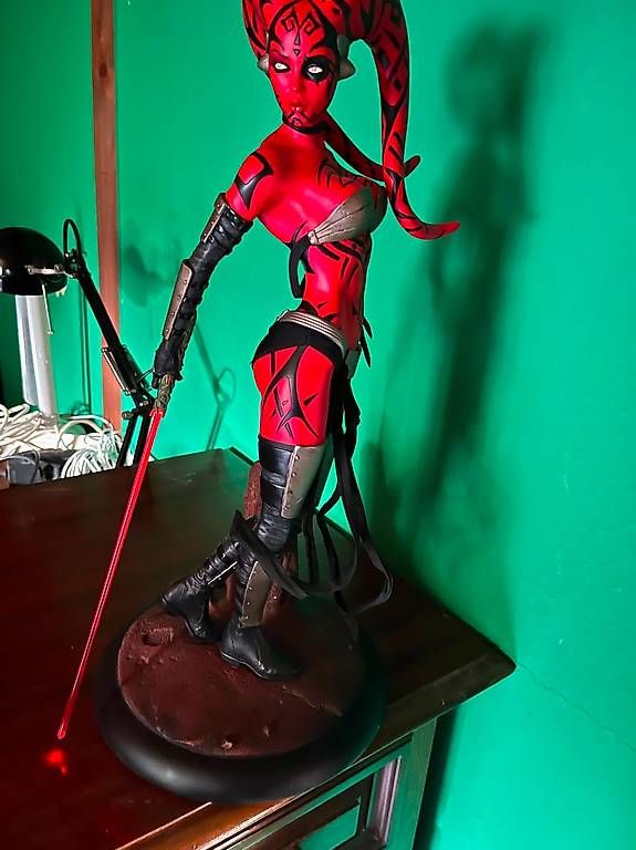 Figurines: Darth Talon - Sideshow - Star Wars - Premuim Format – D'occasion à Blonay par rou_vr7k 1