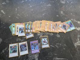 Yu-Gi-Oh Gold Serie Karten gemischt