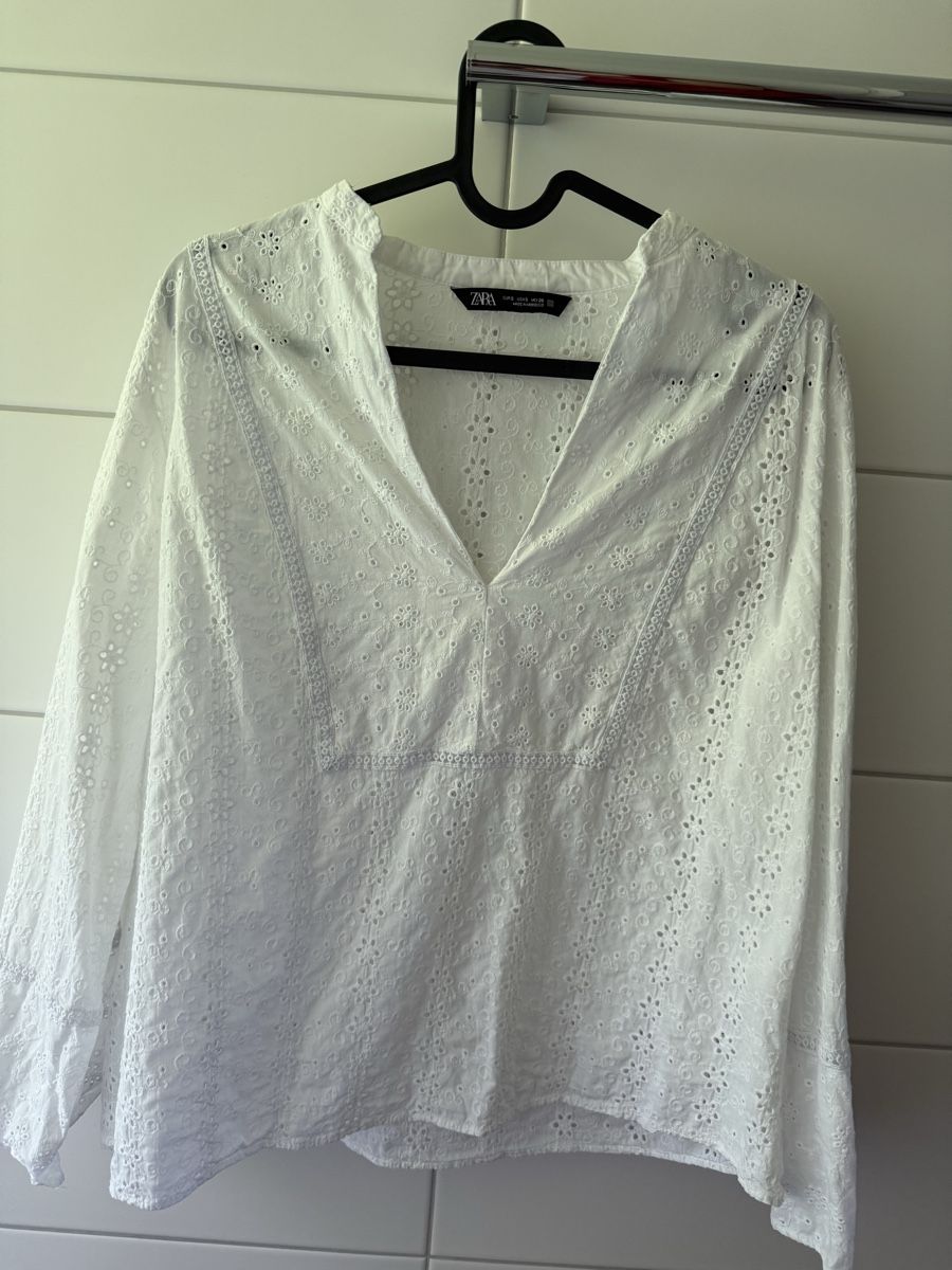 Zara Camicette: zwei weisse Blusen von Zara – Usato da Zürich venduto da lau_27fq 3