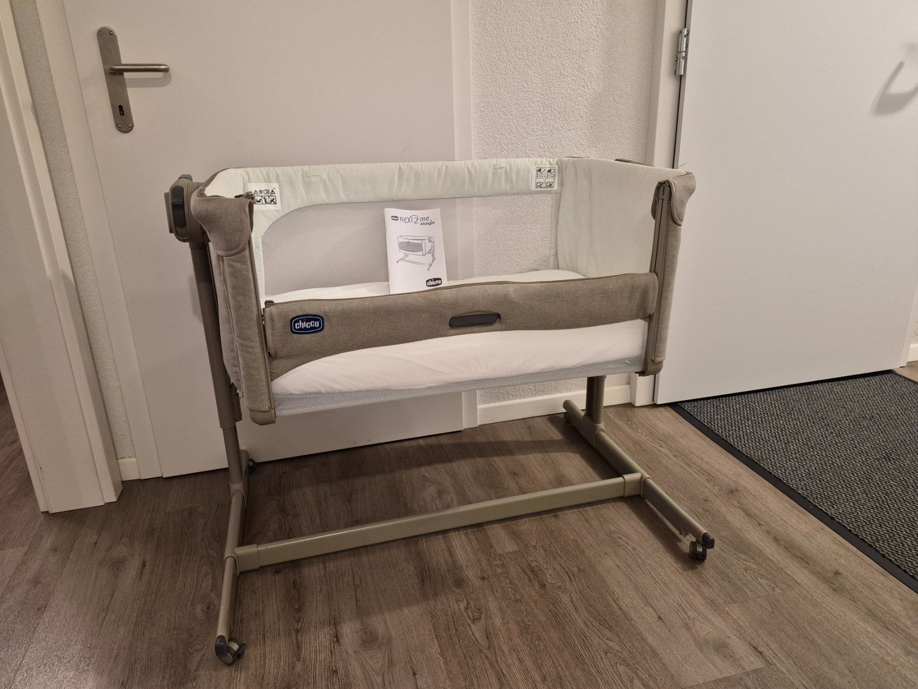 Chicco Letti: Lit bébé cododo Chicco Next 2 Me Magic – Usato da Corgémont venduto da airmath 1