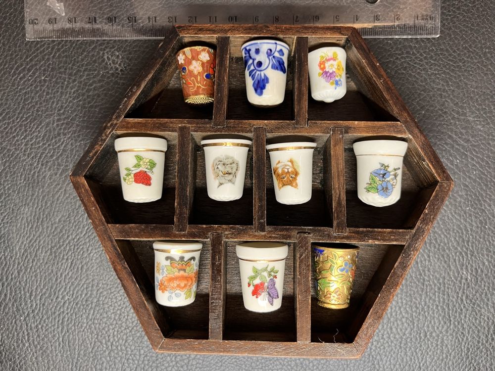 Keramik Fingerhut Sammlung ca. 70Stk 1