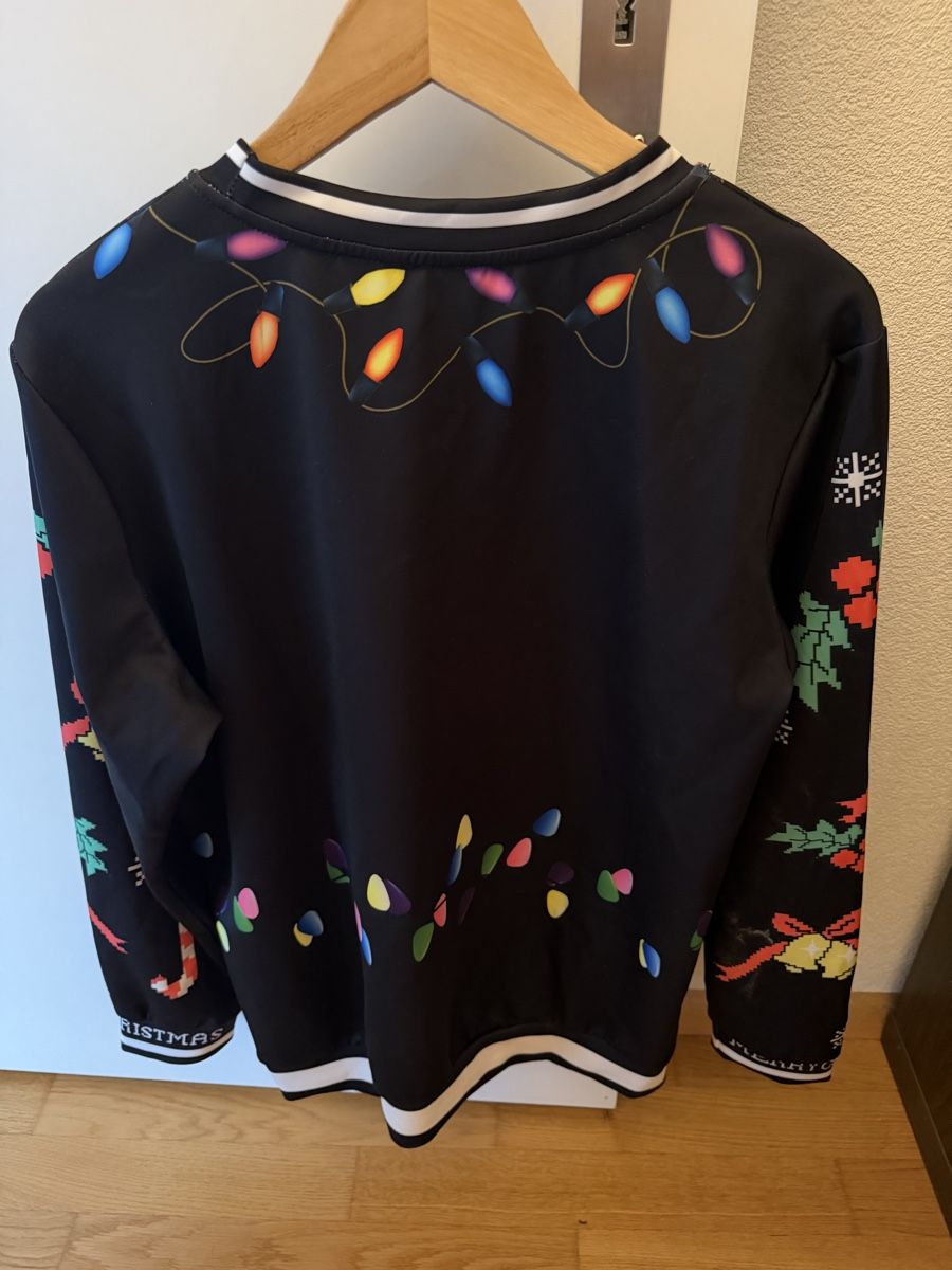 Maglioni & Felpe: Merry Christmas Sweater with Lights – Usato da Ettingen venduto da Schappo 1