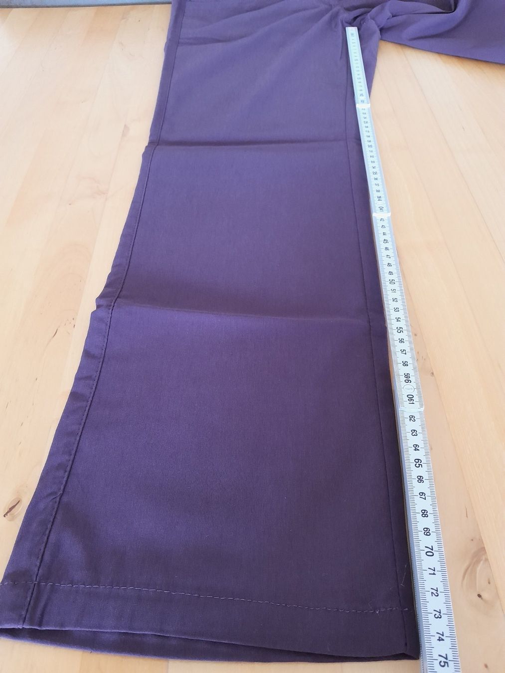 Pantaloni: Pantalon aubergine neuf L – Nuovo (secondo la descrizione) da Charmey (Gruyère) venduto da Laulau.sansan 5
