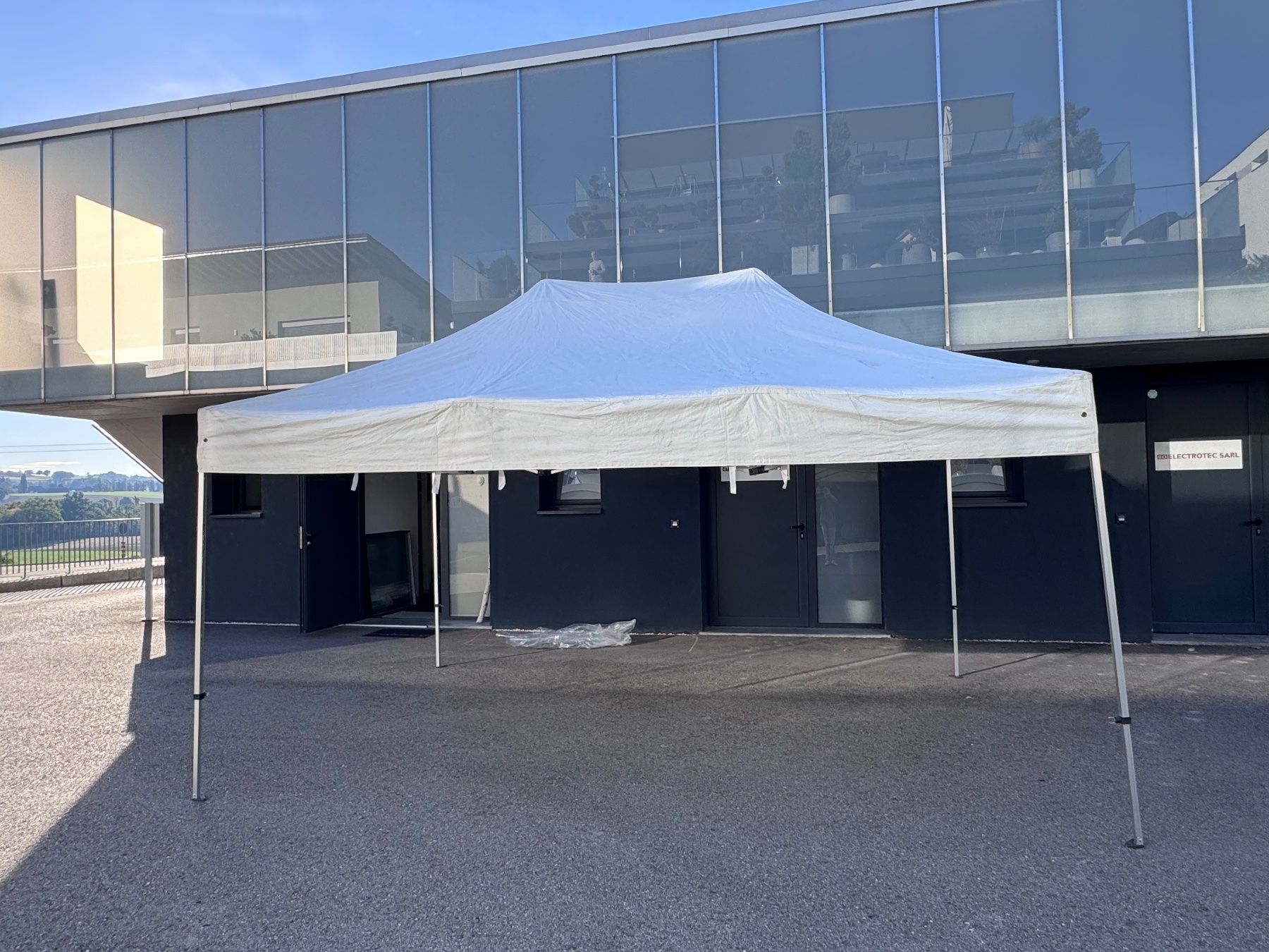 Tende & Padiglioni: Zelt 6 x 3 Meter – Usato da Tafers venduto da Peugeot407